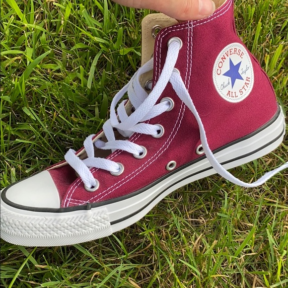 Converse High Tops Women 7 - Picture 2 of 6